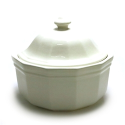 Pfaltzgraff Heritage White Stoneware Casserole Dish